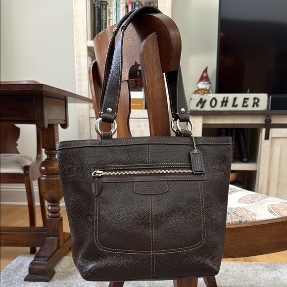 Coach Penelope dark brown leather shoulder bag with scarf, EUC - Picture 2 of 11